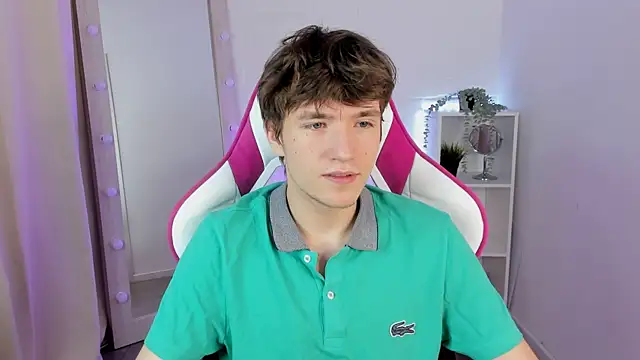 Ethan Rivers online show from October 12, 2025, 8:41 pm