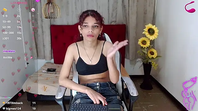 Snapshot of luisa__torres chatting on February 19, 2026, 3:24 am luisa torres online show from February 19, 2026, 3:24 am