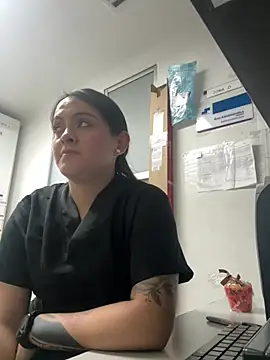 Snapshot of marianm29 chatting on March 8, 2026, 2:15 am marianm29 online show from March 8, 2026, 2:15 am