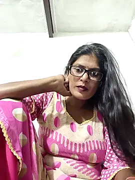 dezzy 24 online show from October 31, 2025, 5:58 pm