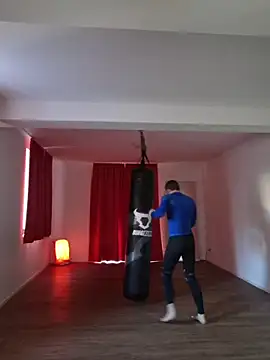 EyesNeverLies online show from December 14, 2025, 2:55 pm