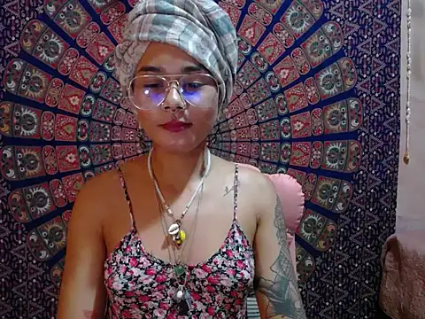 Delliriummm online show from March 6, 2026, 8:44 am