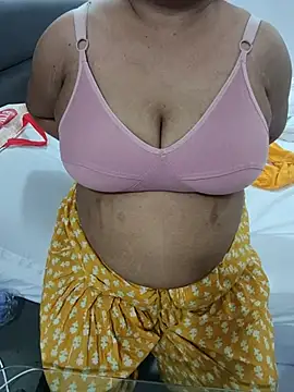 Cute-Malini online show from September 14, 2025, 7:29 am