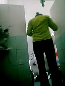 Snapshot of Dam-Lissa chatting on October 2, 2025, 2:40 am Dam-Lissa online show from October 2, 2025, 2:40 am