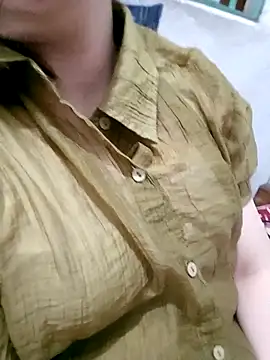 Snapshot of Dam-Lissa chatting on October 19, 2025, 12:55 am Dam-Lissa online show from October 19, 2025, 12:55 am