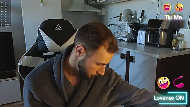 Snapshot of RyanStorm_ chatting on October 20, 2025, 1:22 pm RyanStorm online show from October 20, 2025, 1:22 pm