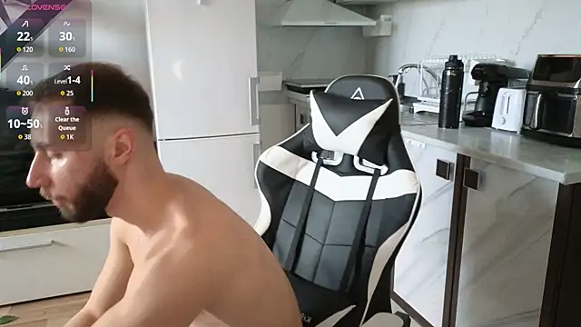 RyanStorm  online show from November 19, 2025, 1:33 pm