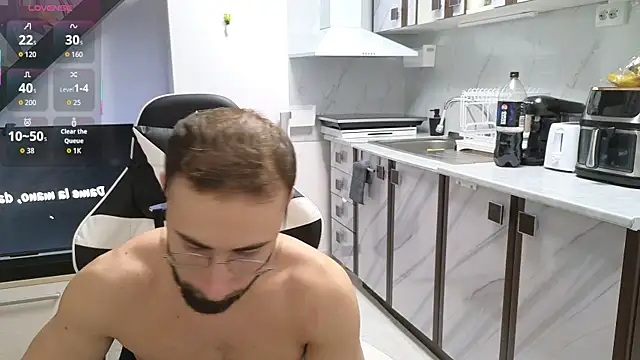 RyanStorm  online show from November 25, 2025, 4:18 pm