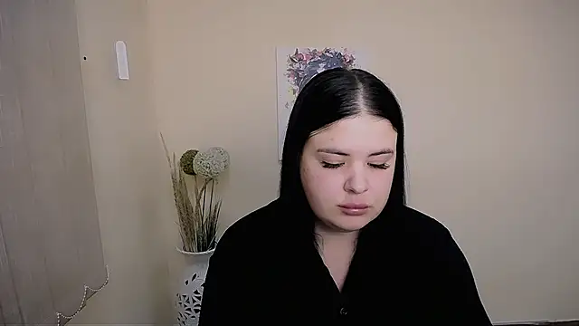 Snapshot of _Trisha_li chatting on September 15, 2025, 1:55 pm  Trisha li online show from September 15, 2025, 1:55 pm