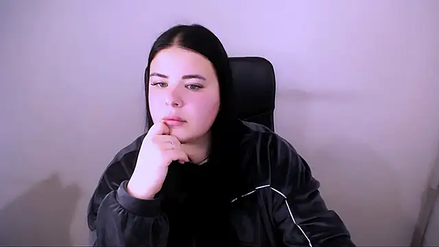 Snapshot of _Trisha_li chatting on October 23, 2025, 11:53 am  Trisha li online show from October 23, 2025, 11:53 am