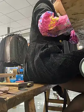 Snapshot of DHJM168 chatting on November 3, 2025, 4:25 am DHJM168 online show from November 3, 2025, 4:25 am