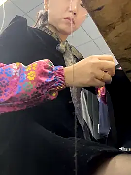 Snapshot of DHJM168 chatting on November 4, 2025, 12:54 am DHJM168 online show from November 4, 2025, 12:54 am