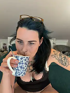 Snapshot of LadyNocturne chatting on May 15, 2026, 2:57 pm LadyNocturne online show from May 15, 2026, 2:57 pm