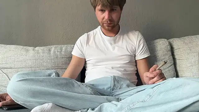 Snapshot of RioBlaze chatting on March 23, 2026, 6:06 am RioBlaze online show from March 23, 2026, 6:06 am