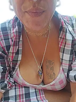 GoddessChantelle online show from August 3, 2026, 9:04 am