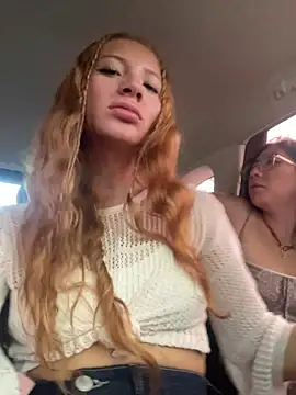 Snapshot of PussyLoversShow chatting on October 17, 2025, 8:55 pm PussyLoversShow online show from October 17, 2025, 8:55 pm