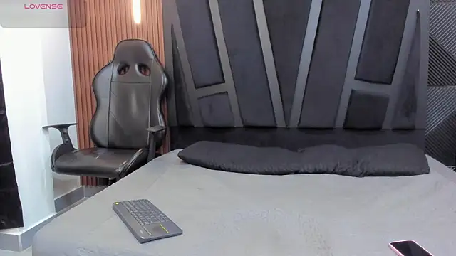 Snapshot of Alana_cox_ chatting on October 5, 2025, 1:20 pm Alana cox online show from October 5, 2025, 1:20 pm