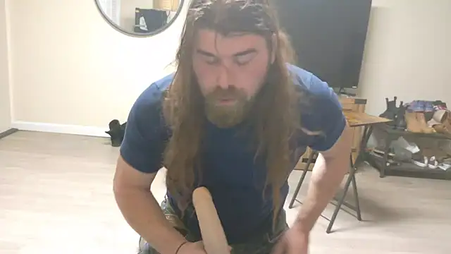 Snapshot of FreakThorOnlyyFans chatting on February 3, 2026, 5:40 pm FreakThorOnlyyFans online show from February 3, 2026, 5:40 pm