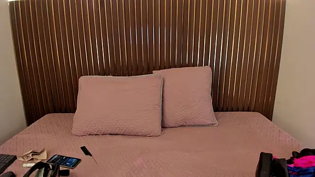 Roxie-NS online show from September 11, 2025, 11:32 am