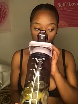 Sprinkle Q online show from October 26, 2025, 11:31 pm