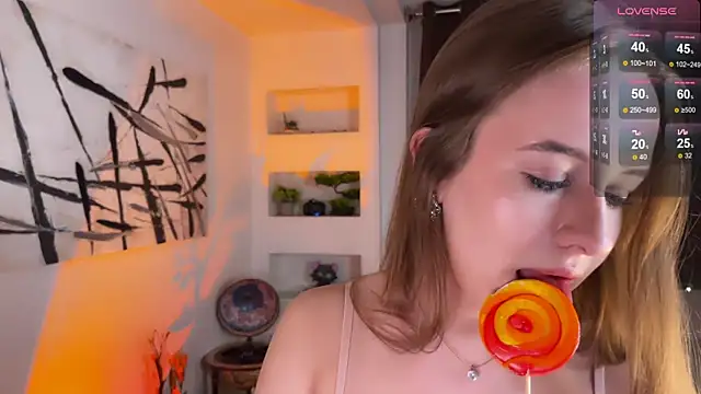 sweetbabemary online show from October 20, 2025, 4:13 am