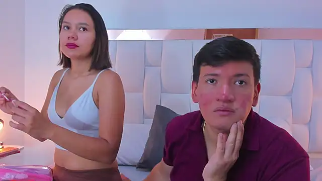 Snapshot of ZoeandEthan chatting on September 24, 2025, 6:22 pm ZoeandEthan online show from September 24, 2025, 6:22 pm