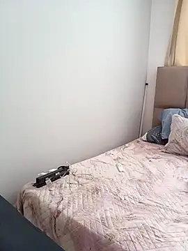 LoanaSantos online show from February 20, 2026, 10:10 pm