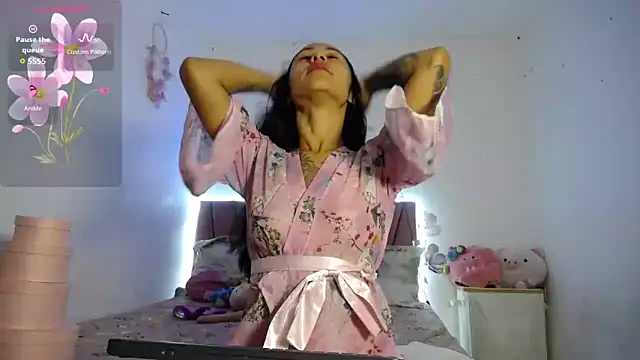 Snapshot of Liahdiaz_ chatting on May 28, 2026, 1:41 pm Liahdiaz online show from May 28, 2026, 1:41 pm