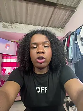 LicyEvans1 online show from February 10, 2026, 7:40 pm