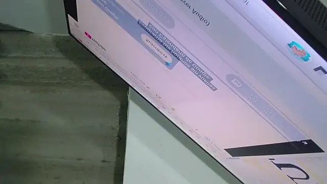 Snapshot of LicyEvans1 chatting on April 12, 2026, 12:59 am LicyEvans1 online show from April 12, 2026, 12:59 am