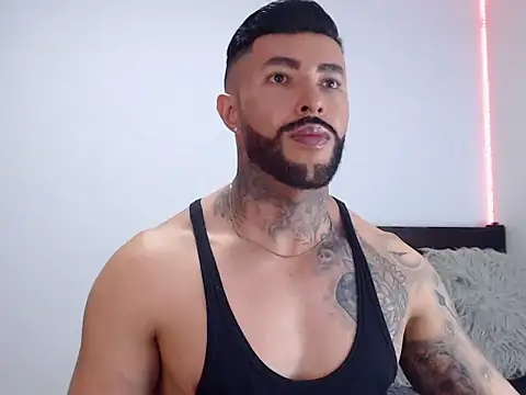 Snapshot of andrea_de_lucaa chatting on October 4, 2025, 3:48 am andrea de lucaa online show from October 4, 2025, 3:48 am