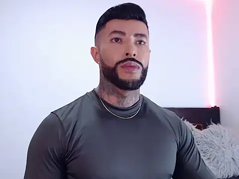 Snapshot of andrea_de_lucaa chatting on October 11, 2025, 2:44 am andrea de lucaa online show from October 11, 2025, 2:44 am