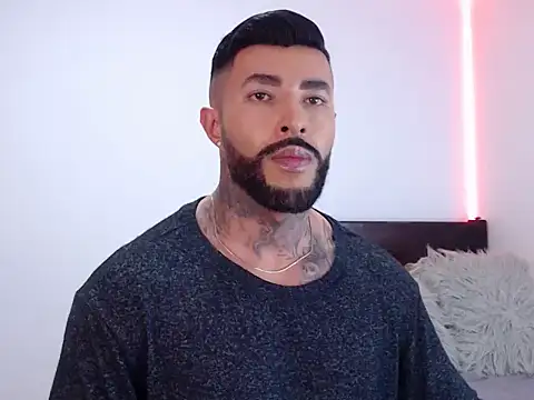 Snapshot of andrea_de_lucaa chatting on October 16, 2025, 2:12 am andrea de lucaa online show from October 16, 2025, 2:12 am