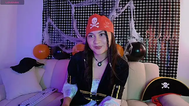 Snapshot of sofi_sweet_7 chatting on October 31, 2025, 4:19 pm sofi sweet 7 online show from October 31, 2025, 4:19 pm