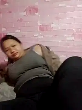 girl-babi online show from April 30, 2026, 1:23 am