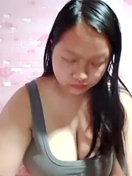 girl-babi online show from May 2, 2026, 1:32 am