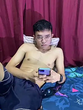 Snapshot of rand1101 chatting on October 6, 2025, 7:55 pm rand1101 online show from October 6, 2025, 7:55 pm