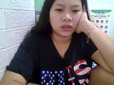 Sweeetpinay online show from March 24, 2026, 5:29 pm