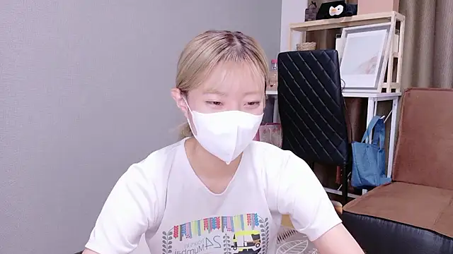Snapshot of Nana__ch chatting on September 29, 2025, 6:29 am Nana  ch online show from September 29, 2025, 6:29 am