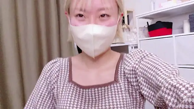 Snapshot of Nana__ch chatting on February 22, 2026, 4:05 pm Nana ch online show from February 22, 2026, 4:05 pm