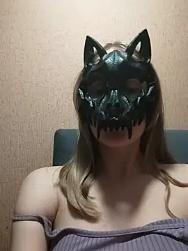 Nelly Freda online show from November 2, 2025, 9:39 pm