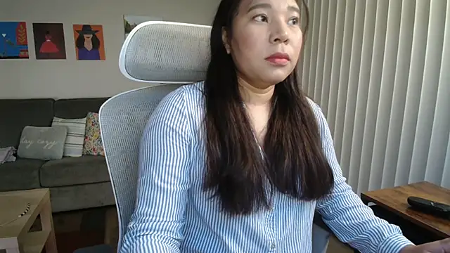 SHEILYN  online show from June 23, 2026, 4:54 am