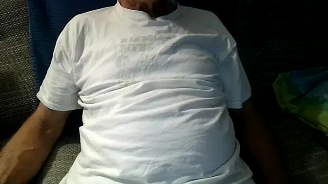 velikifant7 online show from May 1, 2026, 6:12 pm