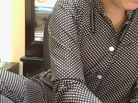 fairy queen07 online show from October 23, 2025, 7:12 pm