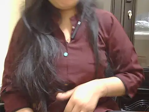 fairy queen07 online show from February 14, 2026, 6:59 pm