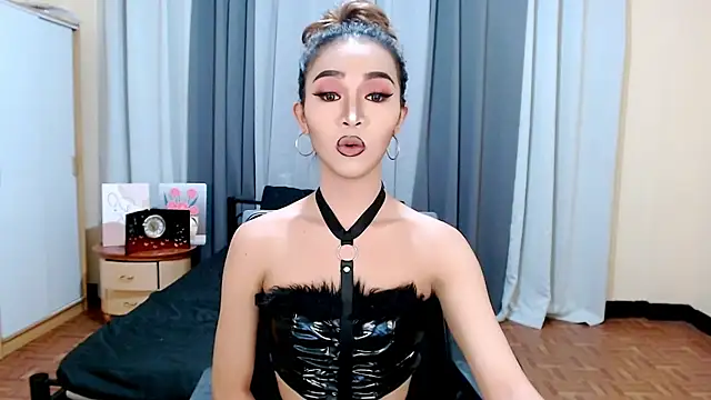 Snapshot of aelinhot chatting on October 4, 2025, 7:28 am aelinhot online show from October 4, 2025, 7:28 am