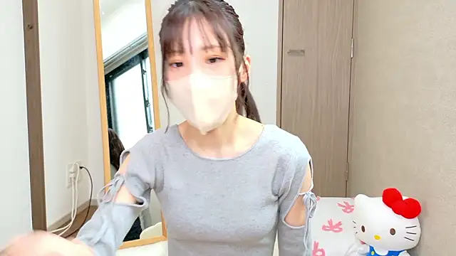 Snapshot of riri__nyan_o0 chatting on February 14, 2026, 5:15 am riri nyan o0 online show from February 14, 2026, 5:15 am