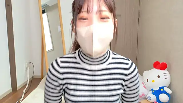 Snapshot of riri__nyan_o0 chatting on February 18, 2026, 5:14 am riri nyan o0 online show from February 18, 2026, 5:14 am