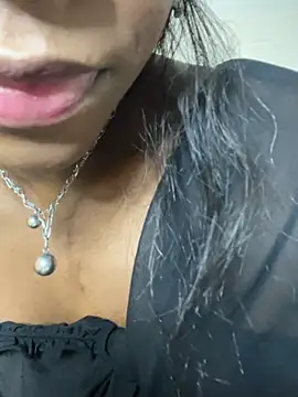 Astergray21 online show from May 7, 2026, 1:49 pm