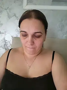 Snapshot of PalomaDesireee chatting on February 13, 2026, 1:29 pm PalomaDesireee online show from February 13, 2026, 1:29 pm